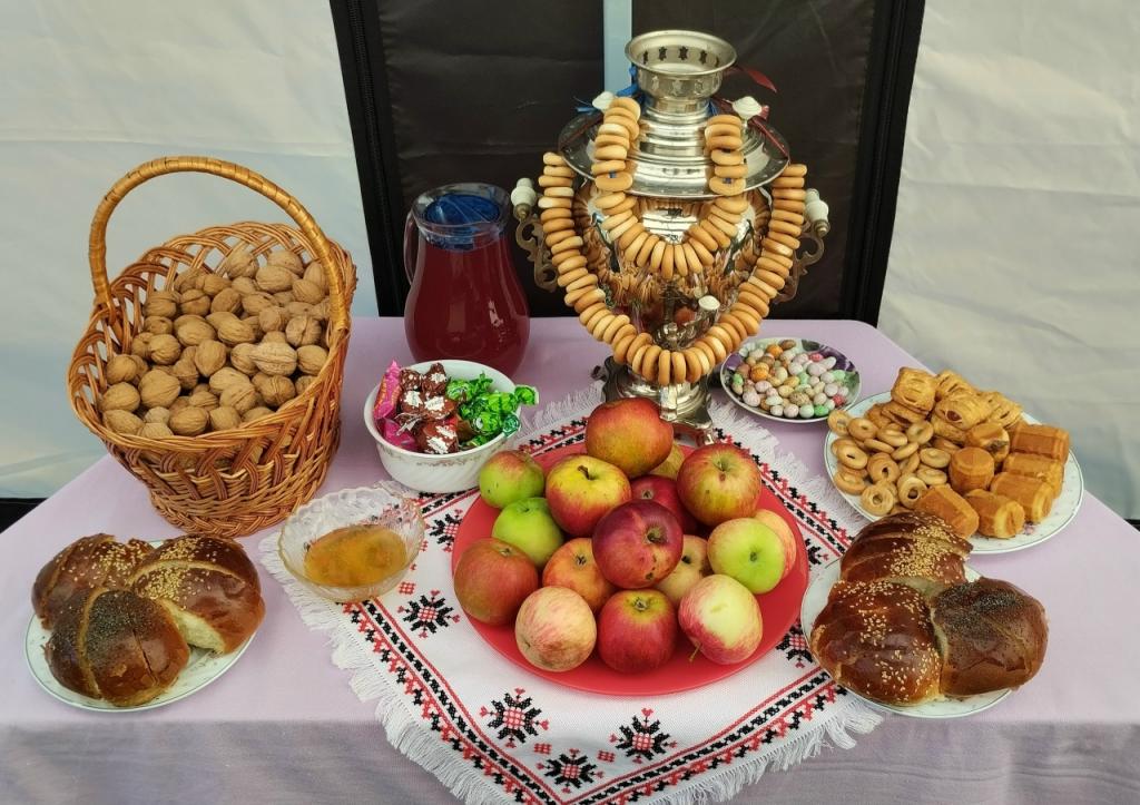 Интерактивная площадка «Август Спасами богат»