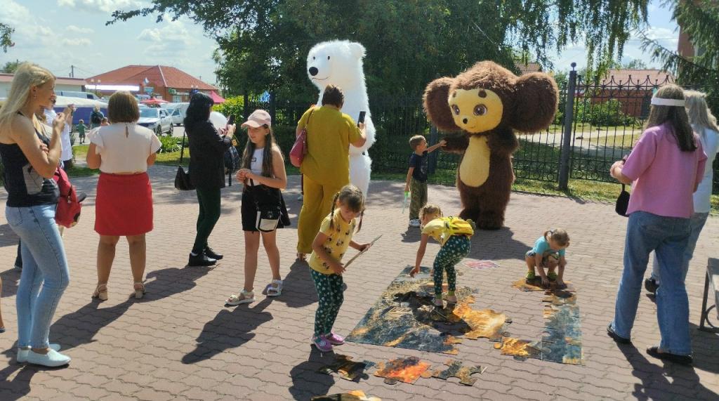 Литературно-игровая площадка «Чудесный праздник - День рождения!»